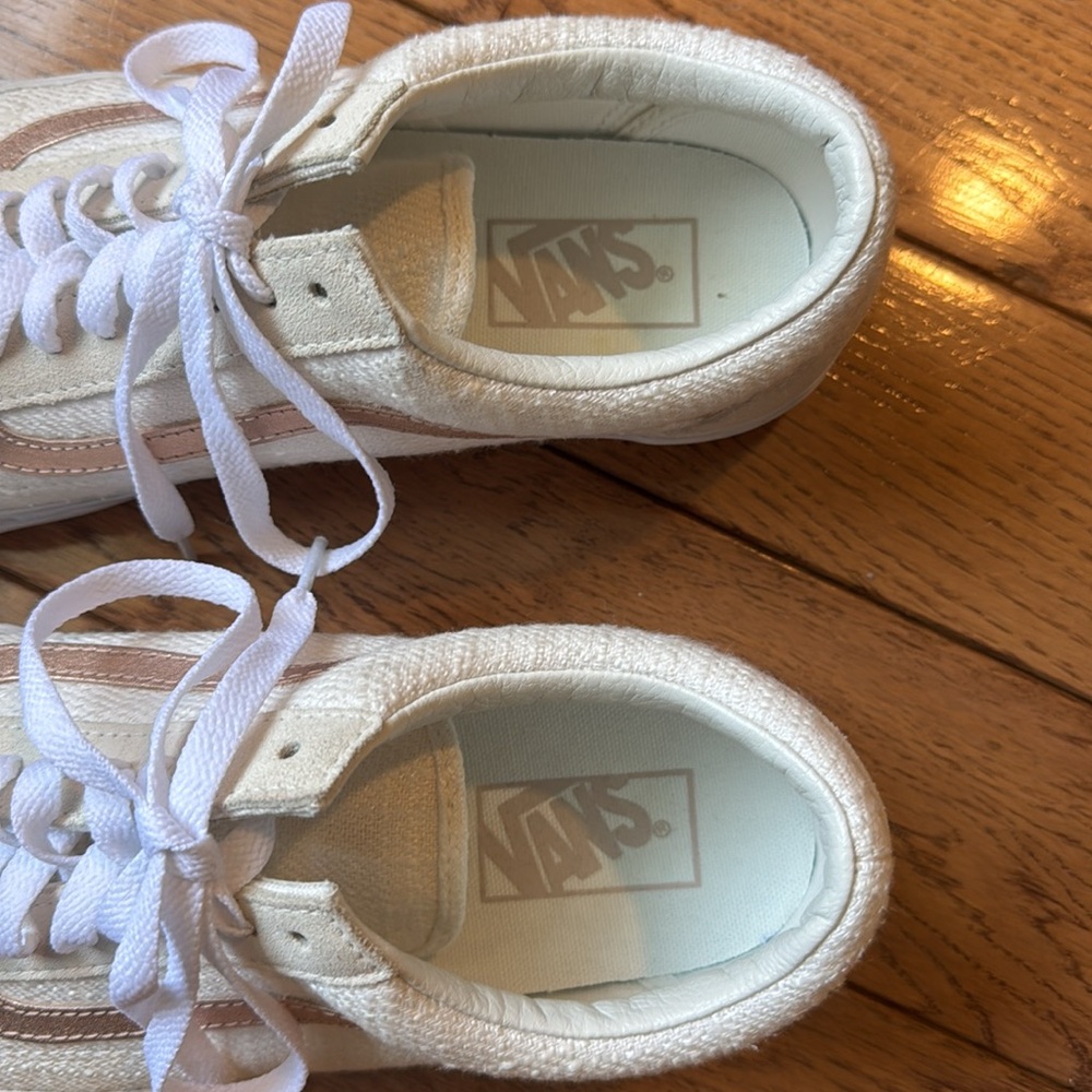 Vans Women's Old Skool Cream Sneaker with Rose Gold Stripe - Picture 12 of 13